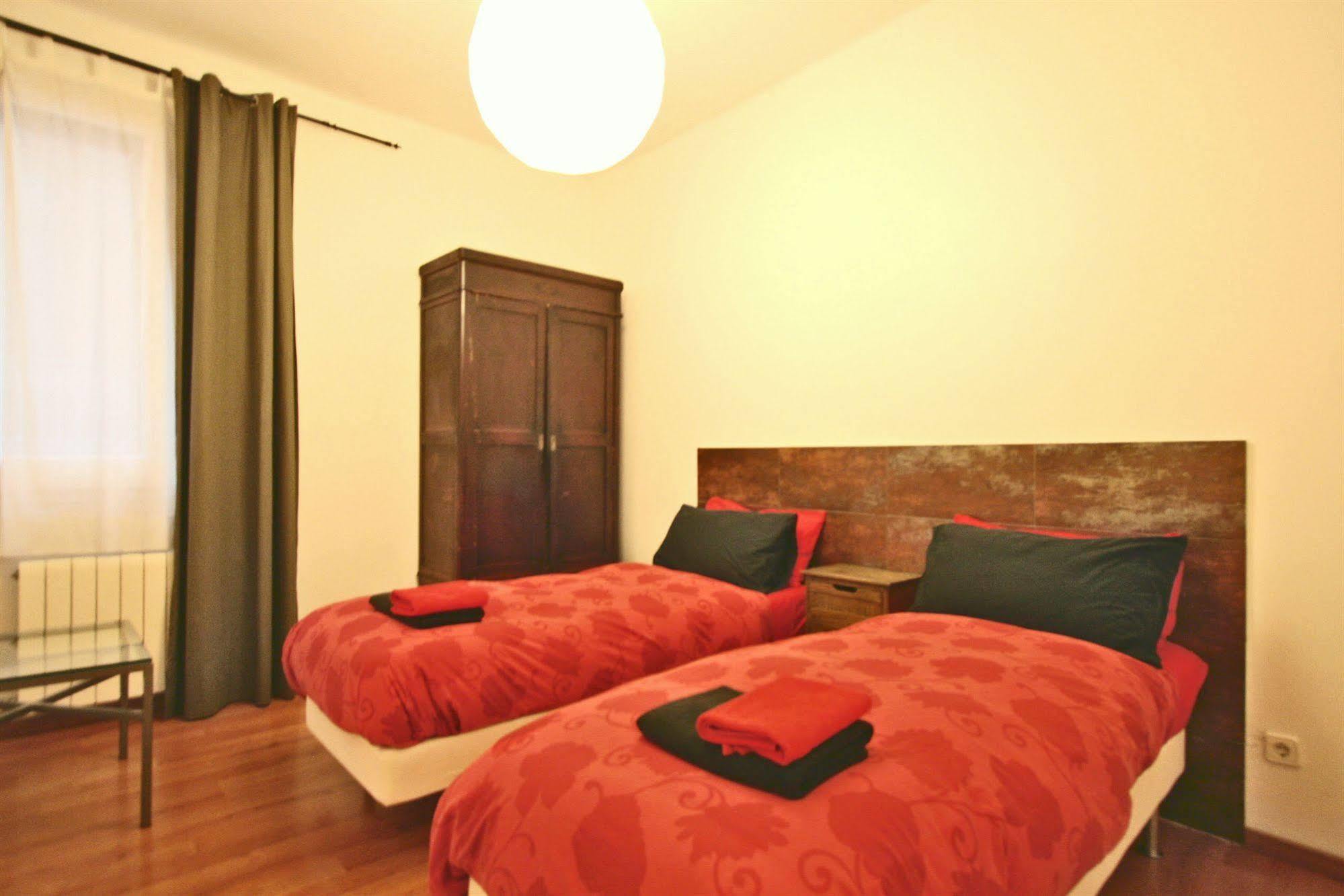 Vidre Home - Plaza Real Barcelona Exterior foto